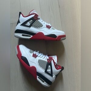 Jordan 4